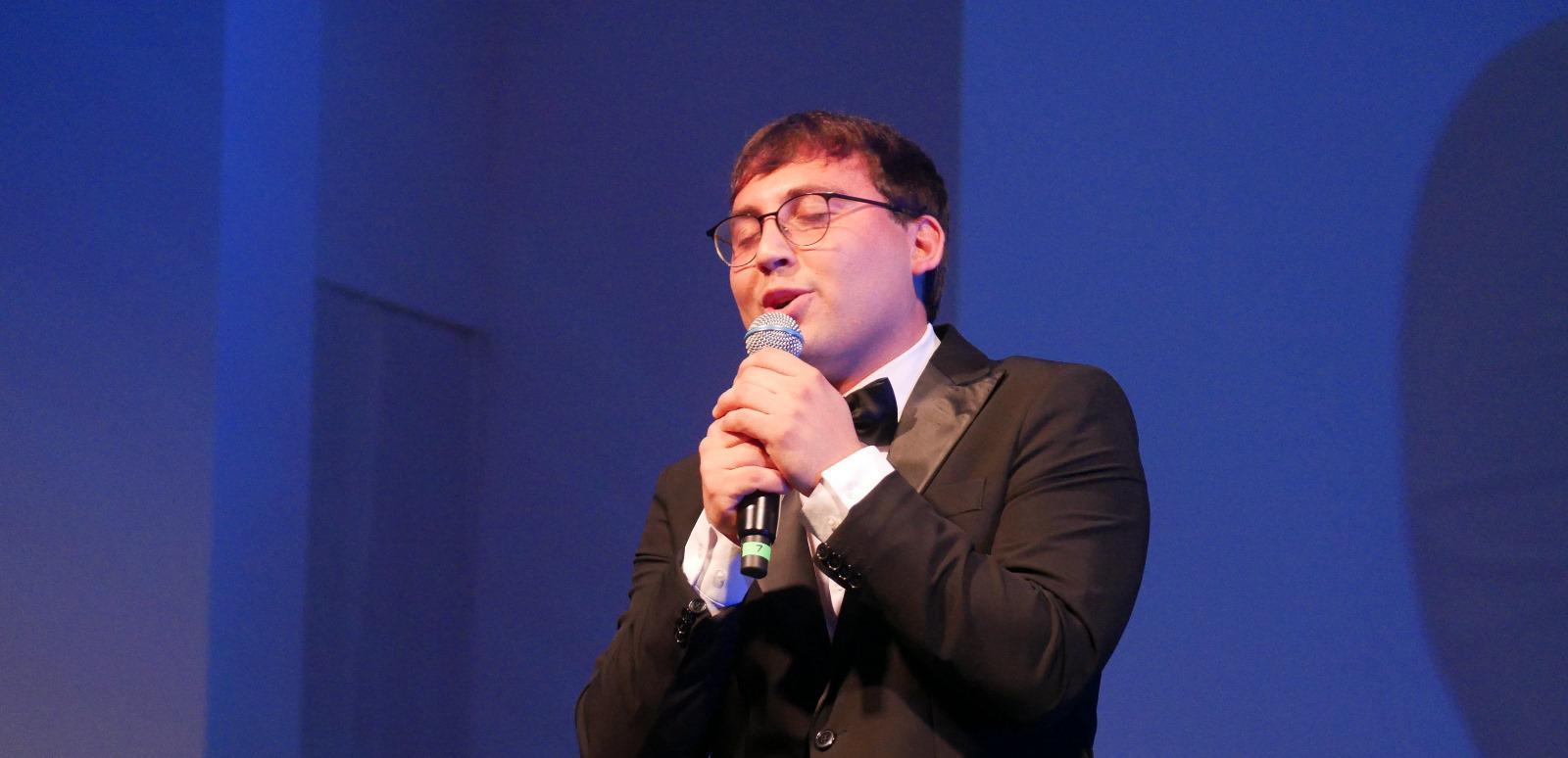 Immagine per Il Festival della Canzone Gradese premia il giovane Filippo Fabris