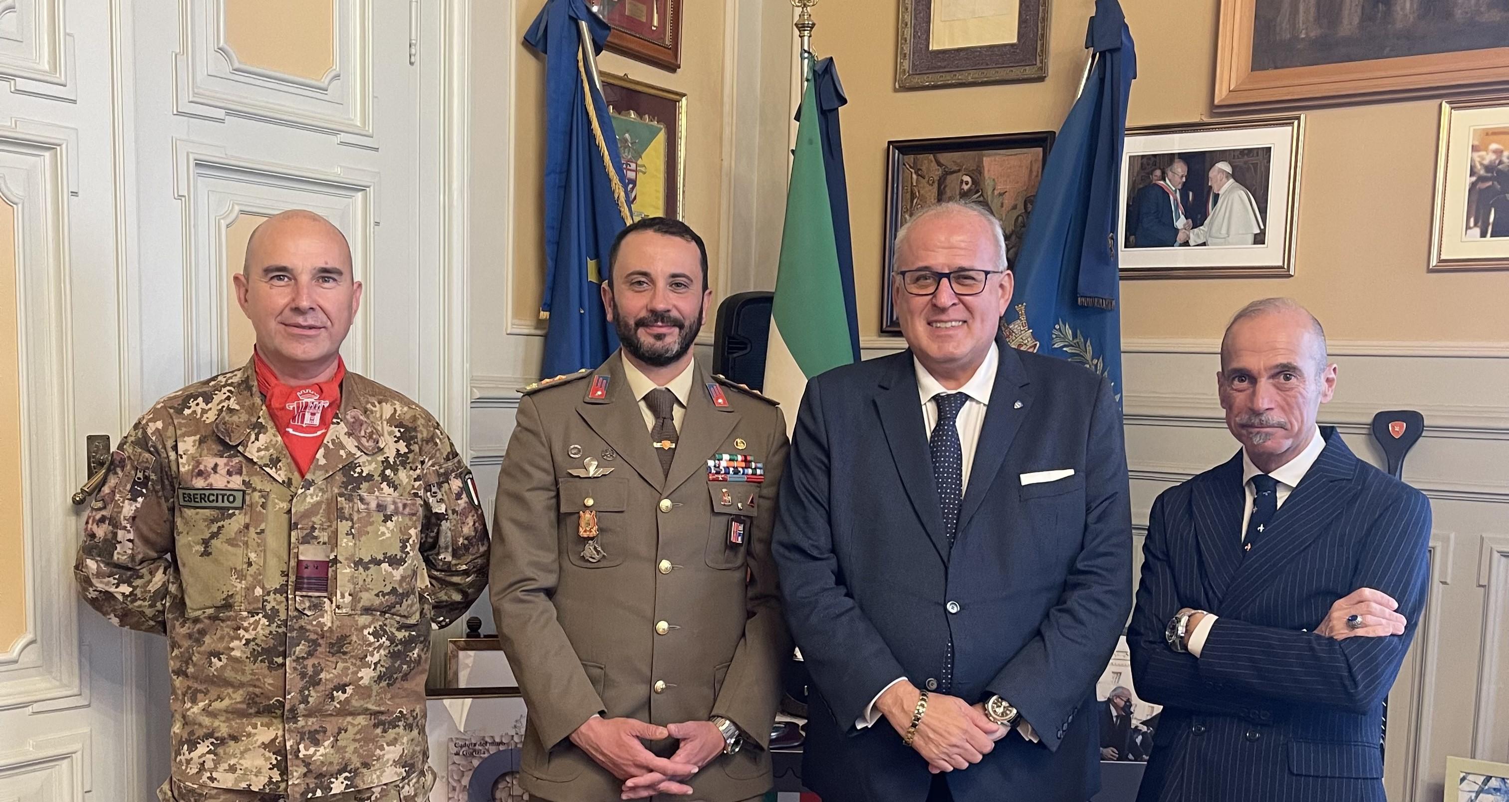Immagine per Accolto in Comune Egidio Timpone, nuovo Comandante dei Cavalleggeri di Treviso