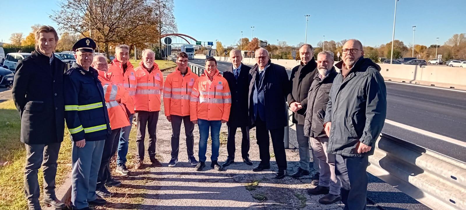 Copertina per Inaugurato l'ultimo tratto A34 - H4, ancora grandi dubbi sui lavori in Slovenia