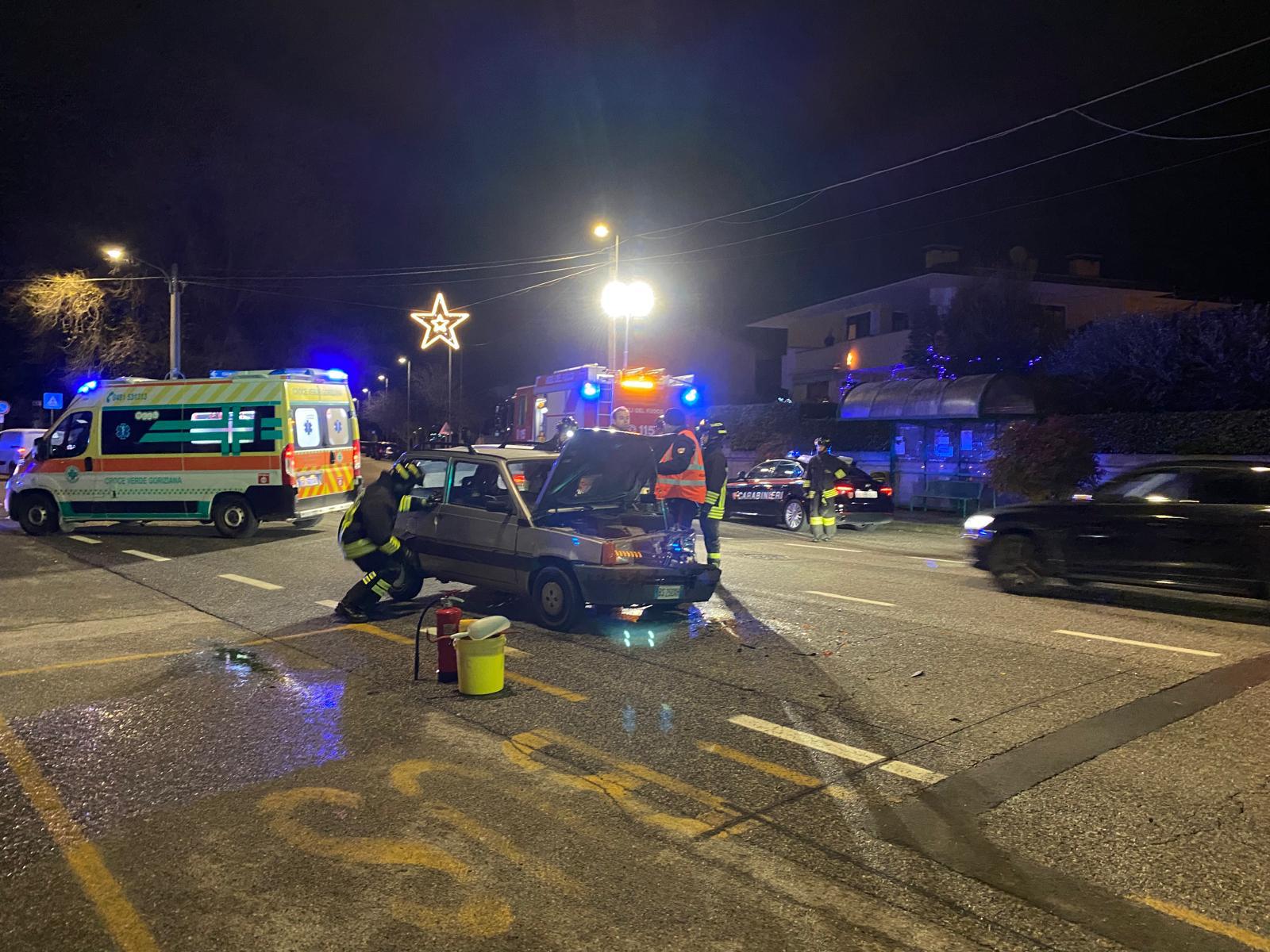 Copertina per Brazzano, non si ferma al semaforo: incidente sulla SR 356 con un ferito