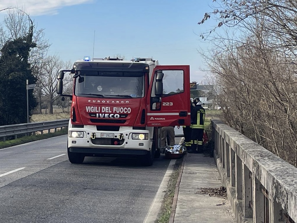 Immagine per Cade dalla moto tornando a casa, addio al gradiscano Lorenzo Toso