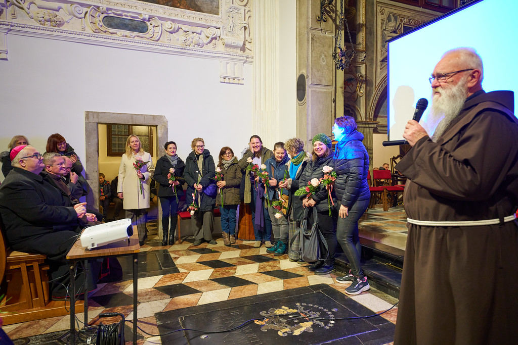 Immagine per La Castagnevizza riacquista il proprio splendore: conclusi i restauri agli affreschi del presbiterio