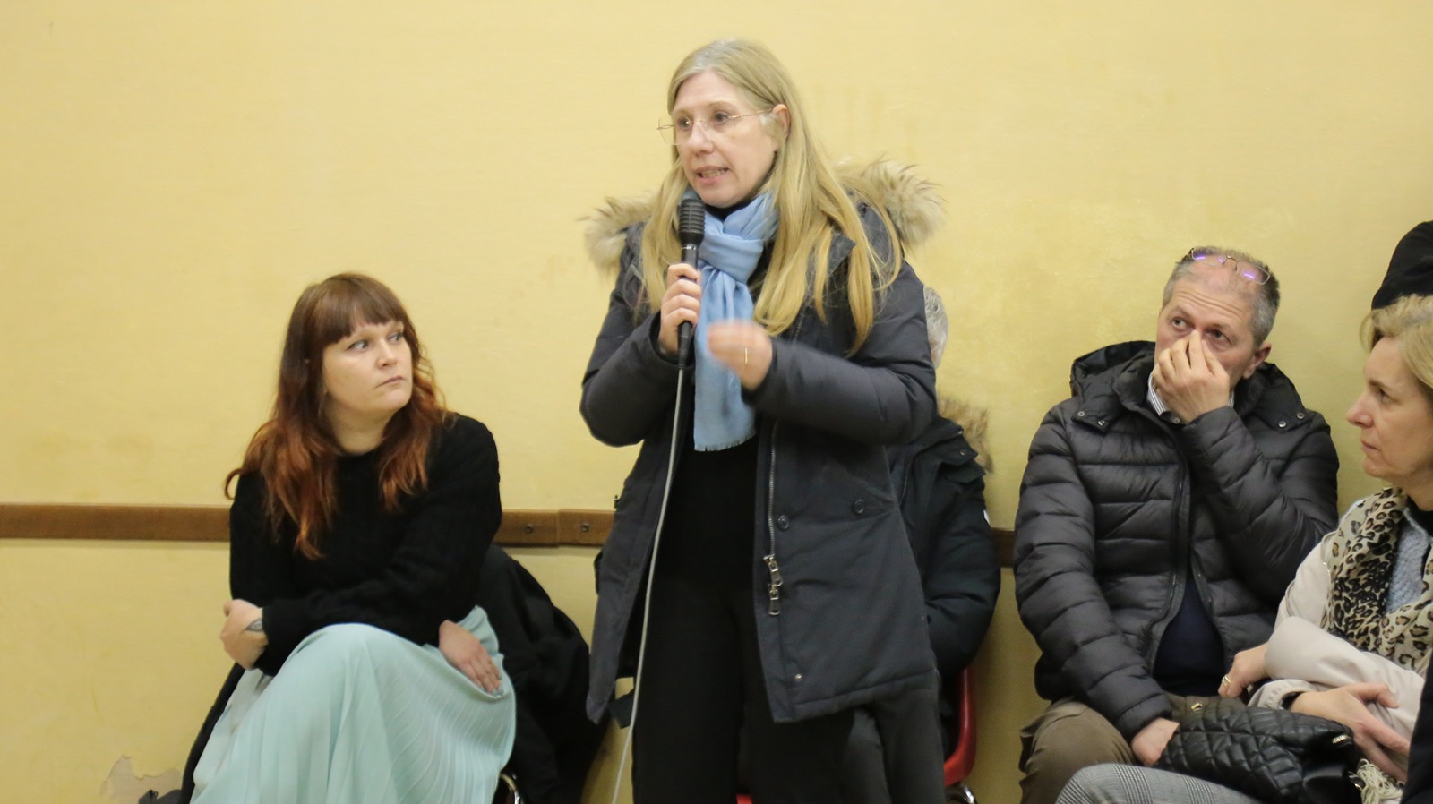 Immagine per Caruso e la minoranza attaccano: «Sull'accoglienza dei minori stranieri si è sbagliato comunicazione»