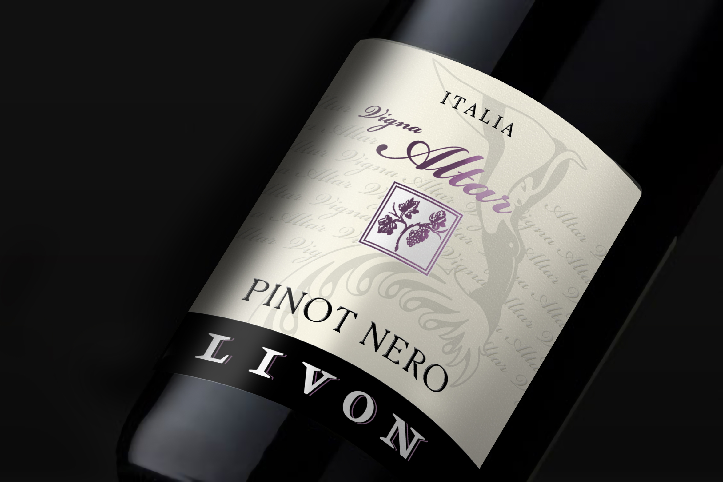 Immagine per Non solo vini bianchi: Livon lancia a Dolegna il Pinot Nero 'Altar', omaggio alla sacralità