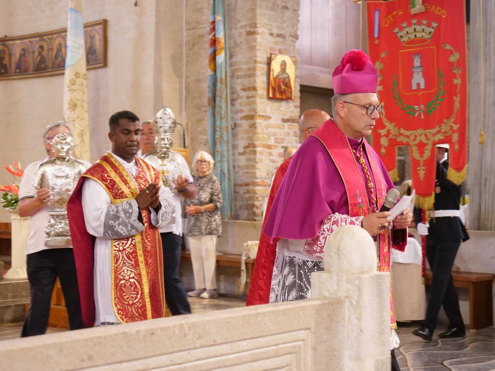 Grado celebra i suoi patroni e saluta don Anton: «Insieme come una grande famiglia»