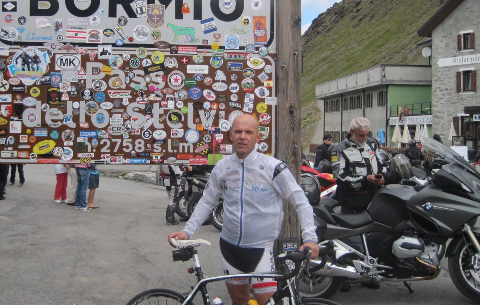 Cade dalla moto e muore vicino Postumia, Redipuglia piange Marco Bregant