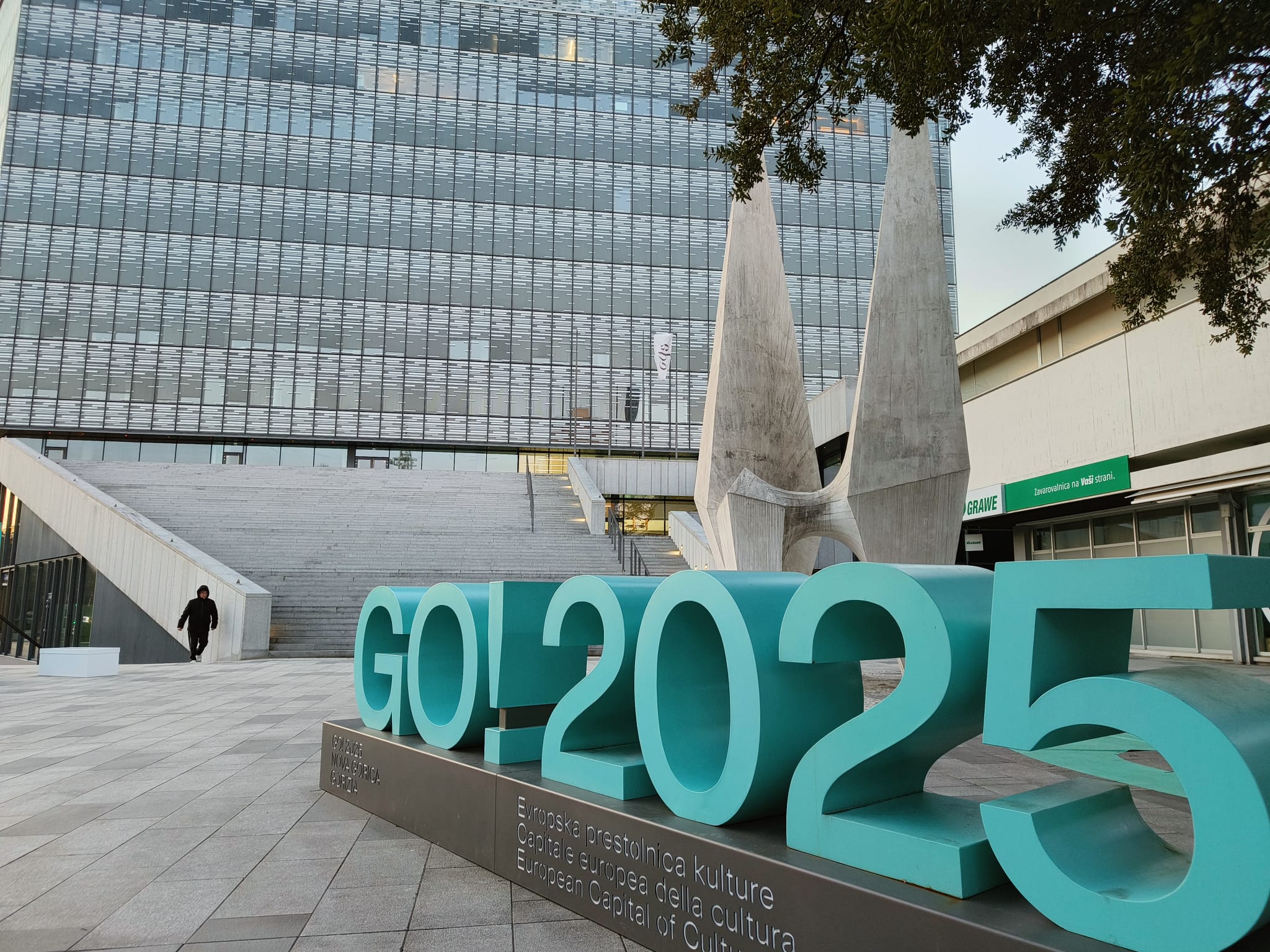 Copertina per Accuse di sprechi e favoritismi sull’EPK, la replica del sindaco Turel: «Fatti travisati, progetto d’eccellenza»