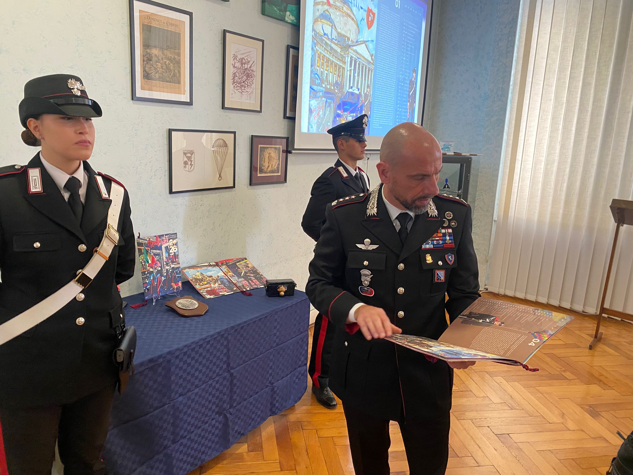 Il Calendario storico dell'Arma dei Carabinieri 2026 racconta anche Monfalcone