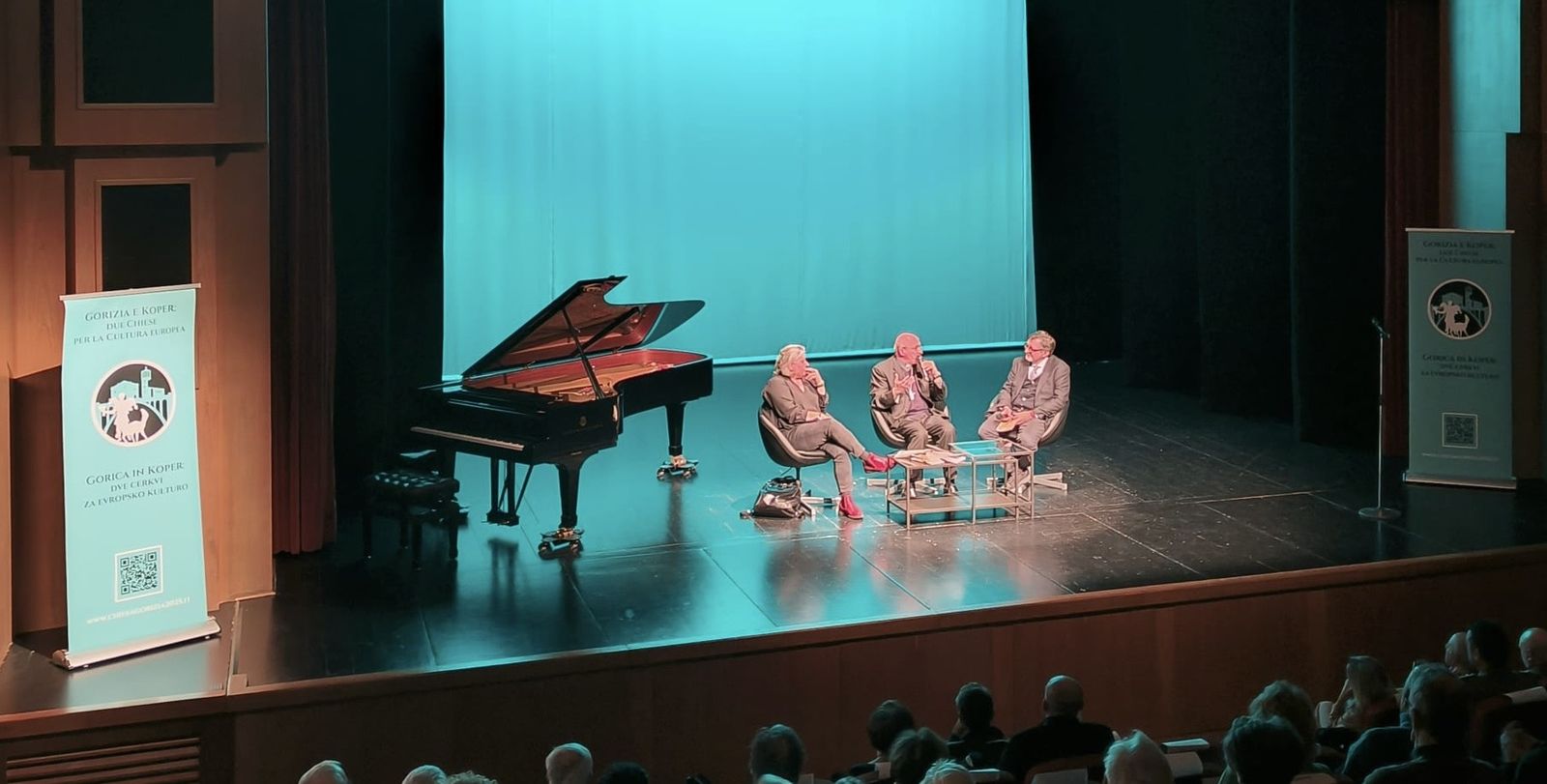 Immagine per L'arcivescovo Redaelli racconta il â€˜suo' confine, ecco l'ultimo libro su Gorizia e le sfide del futuro