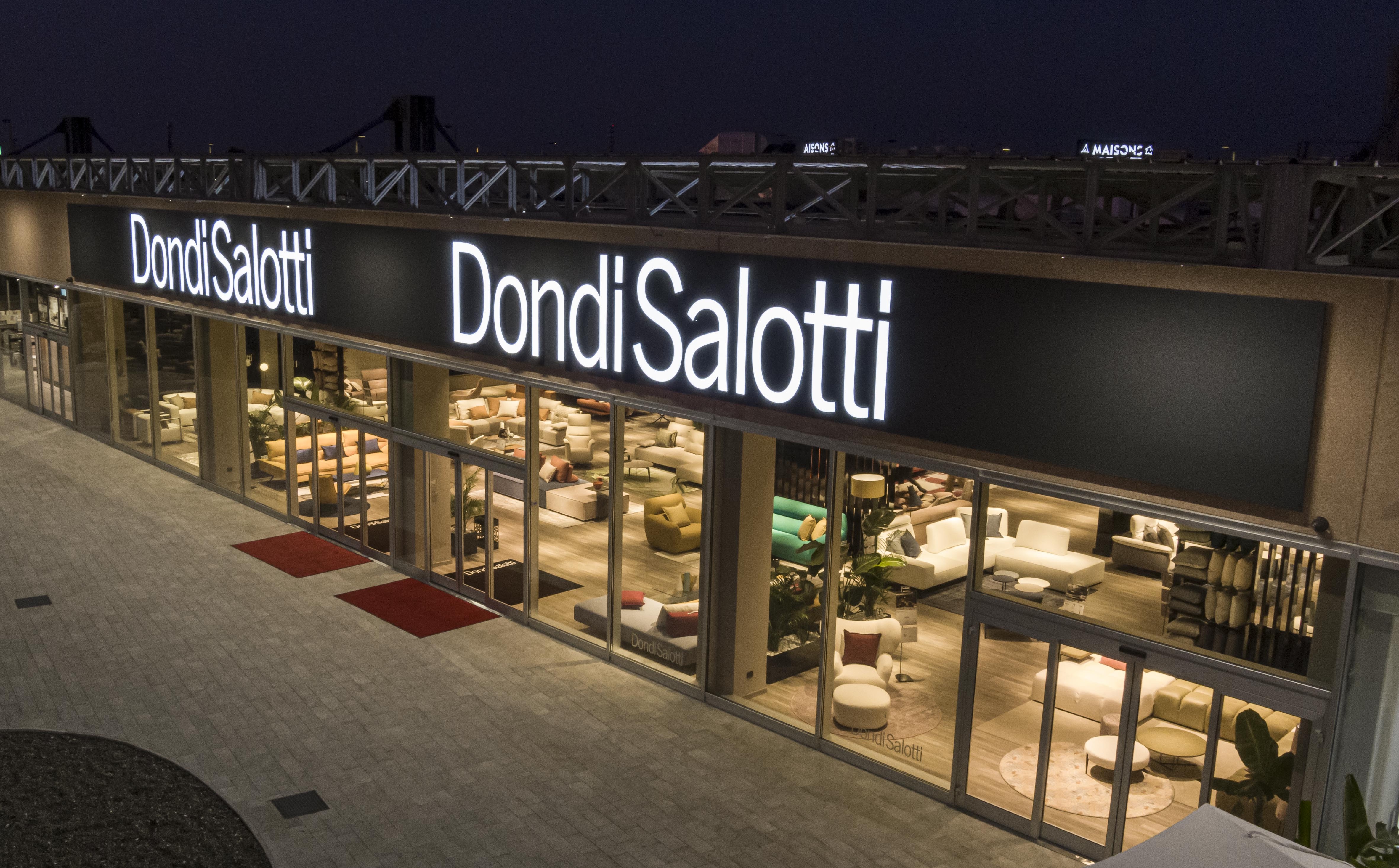 Immagine per DondiSalotti apre a Villesse: nuovo store al Tiare tra design e Total Look