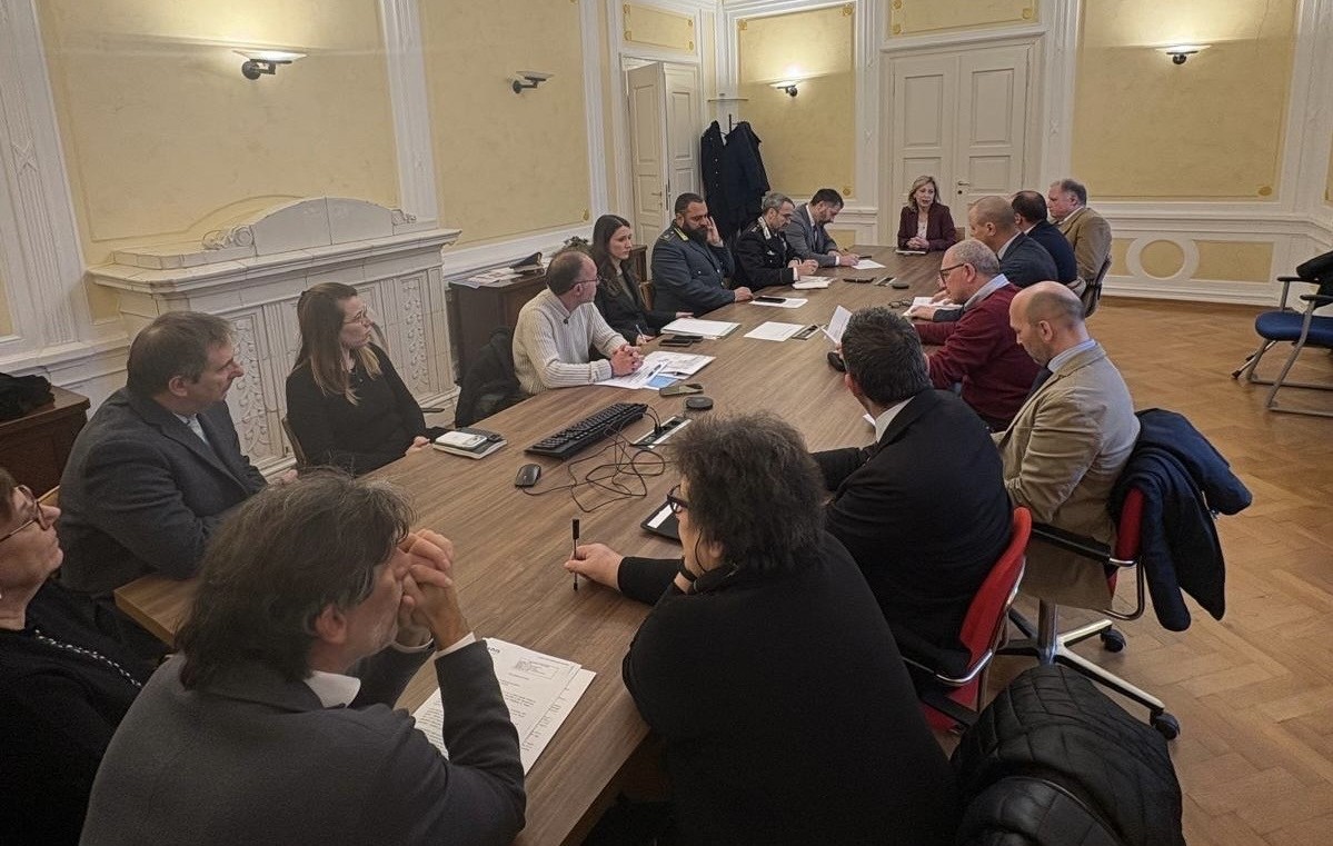 Immagine per Caporalato in agricoltura, istituzioni e parti sociali a confronto in Prefettura