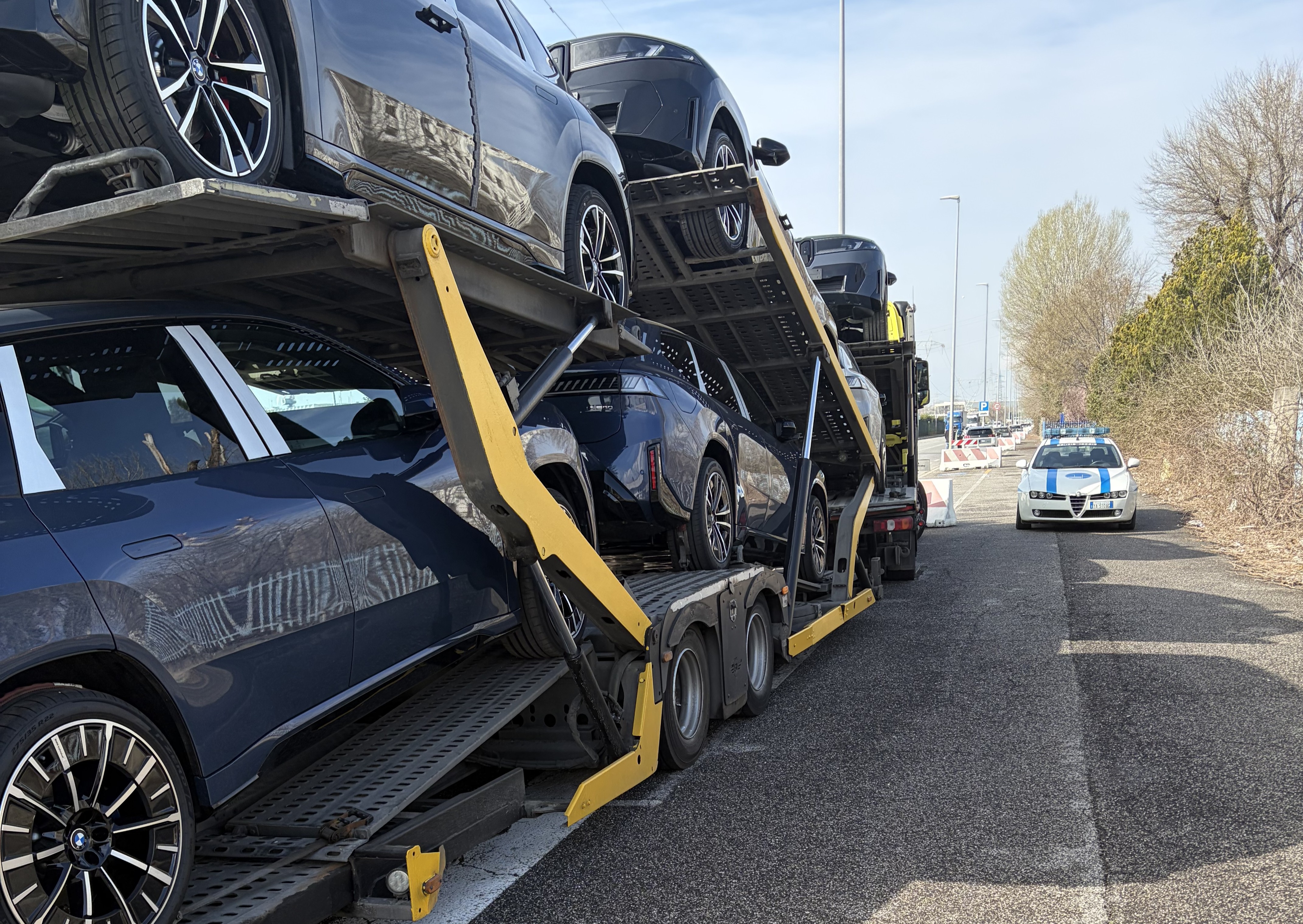 Immagine per Bisarca irregolare fermata a Monfalcone, maxi sanzione e patente sospesa