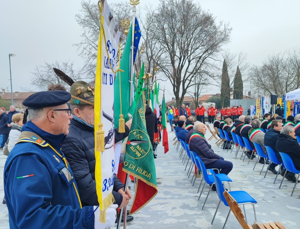 Immagine per A Saciletto di Ruda il ricordo dei partigiani fucilati nel 1945: «Difendere i diritti significa onorarli»