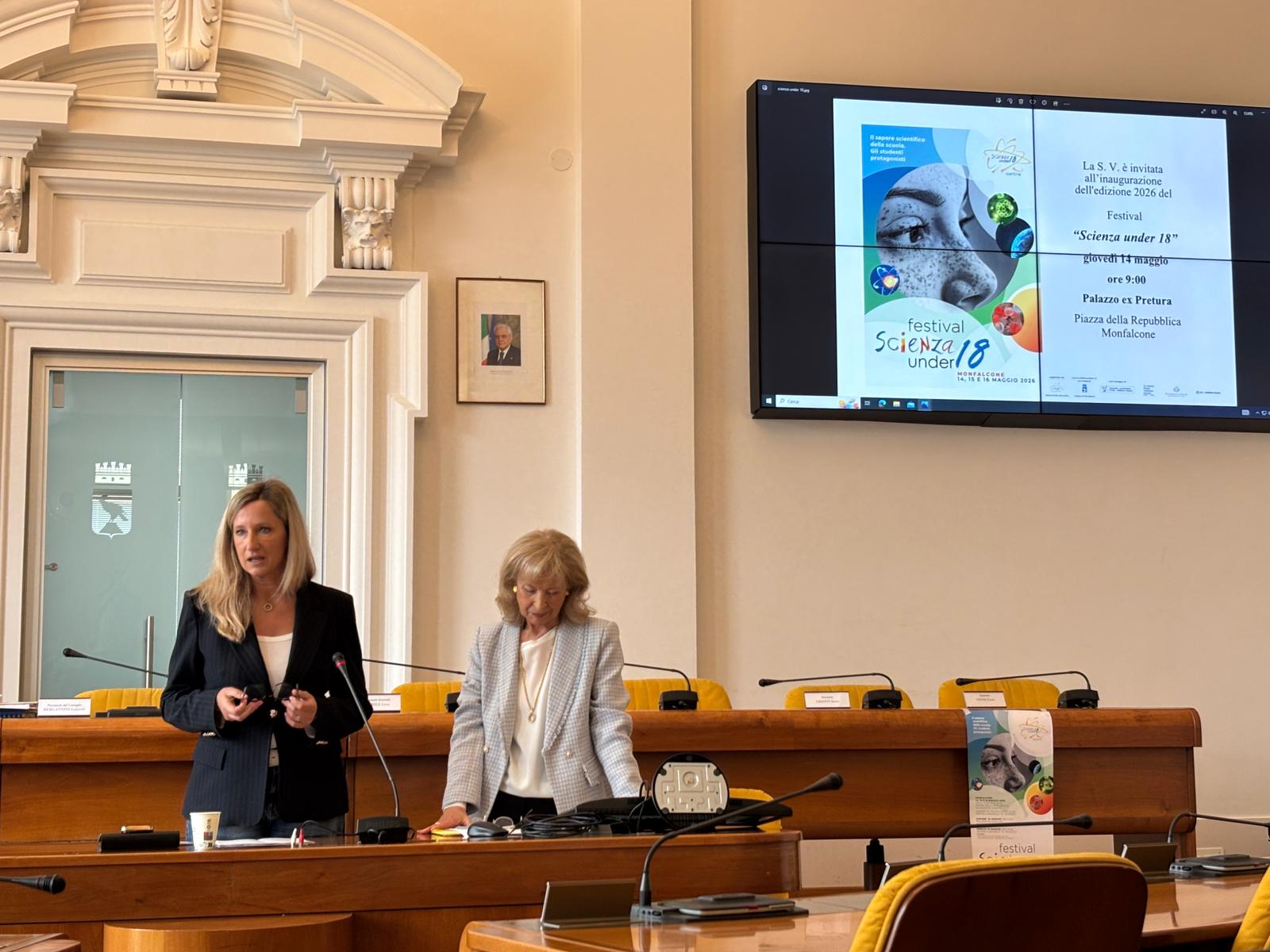 Immagine per Scienza Under 18 torna a Monfalcone: tre giorni tra esperimenti, teatro e memoria del terremoto