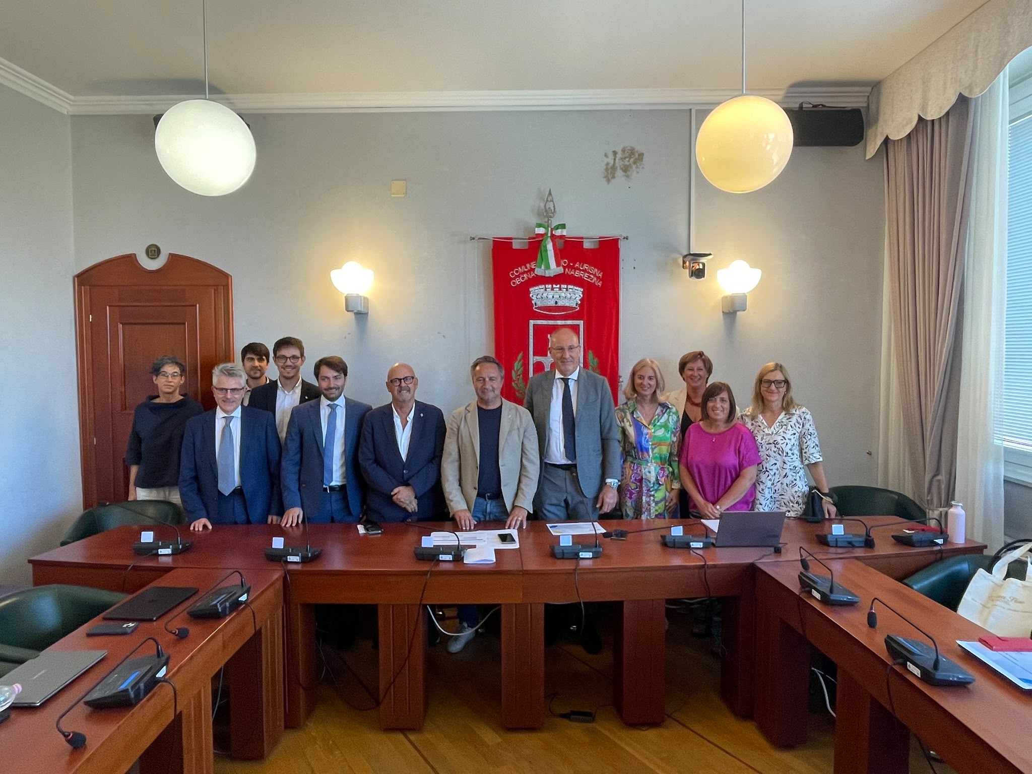 Immagine per  Giul-IA impara lo sloveno: al via i test dell'IA a Duino Aurisina per l'assistente virtuale dei cittadini