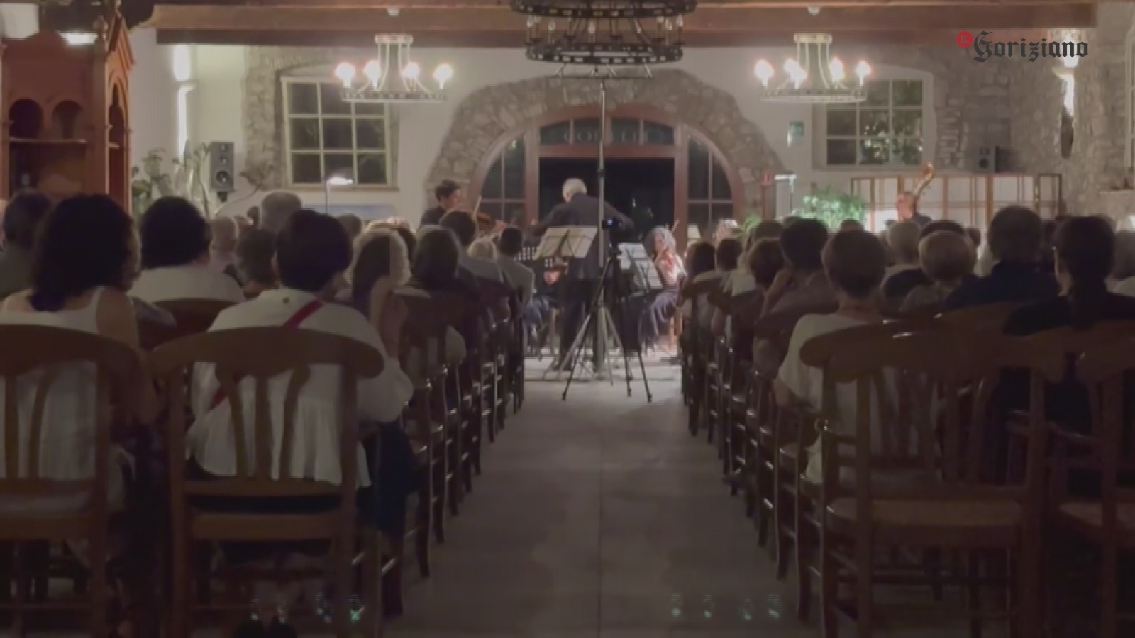 Immagine per VIDEO - Villa Codelli a Mossa fa il pieno nel ricordo del violinista Gulli