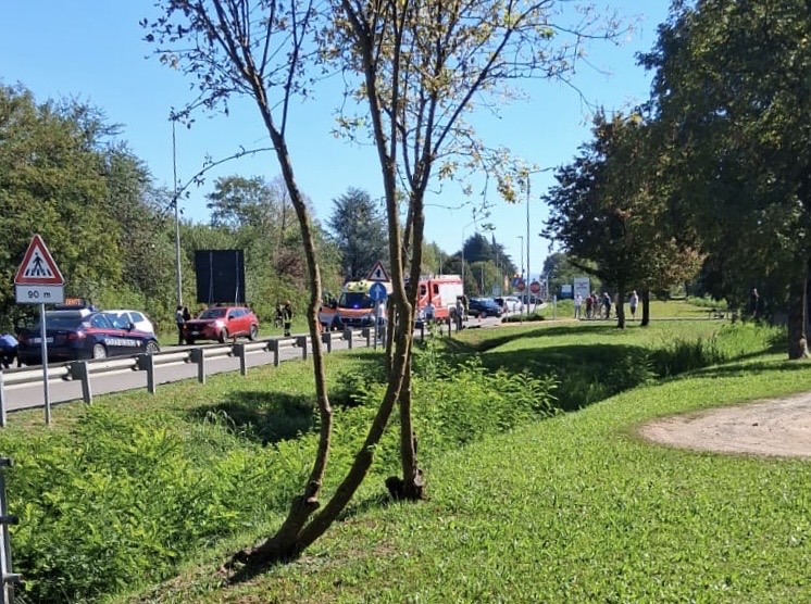 Immagine per Scontro tra auto e moto a San Lorenzo Isontino, centauro ferito