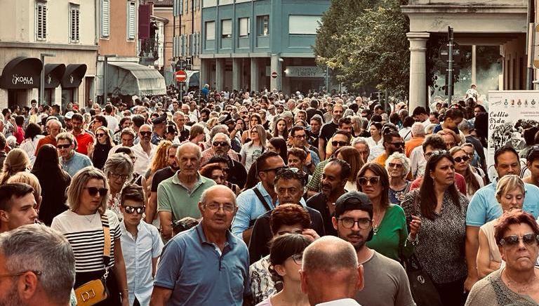 Immagine per Cormons conta 30mila persone alla Festa dell'uva, «continua a crescere»