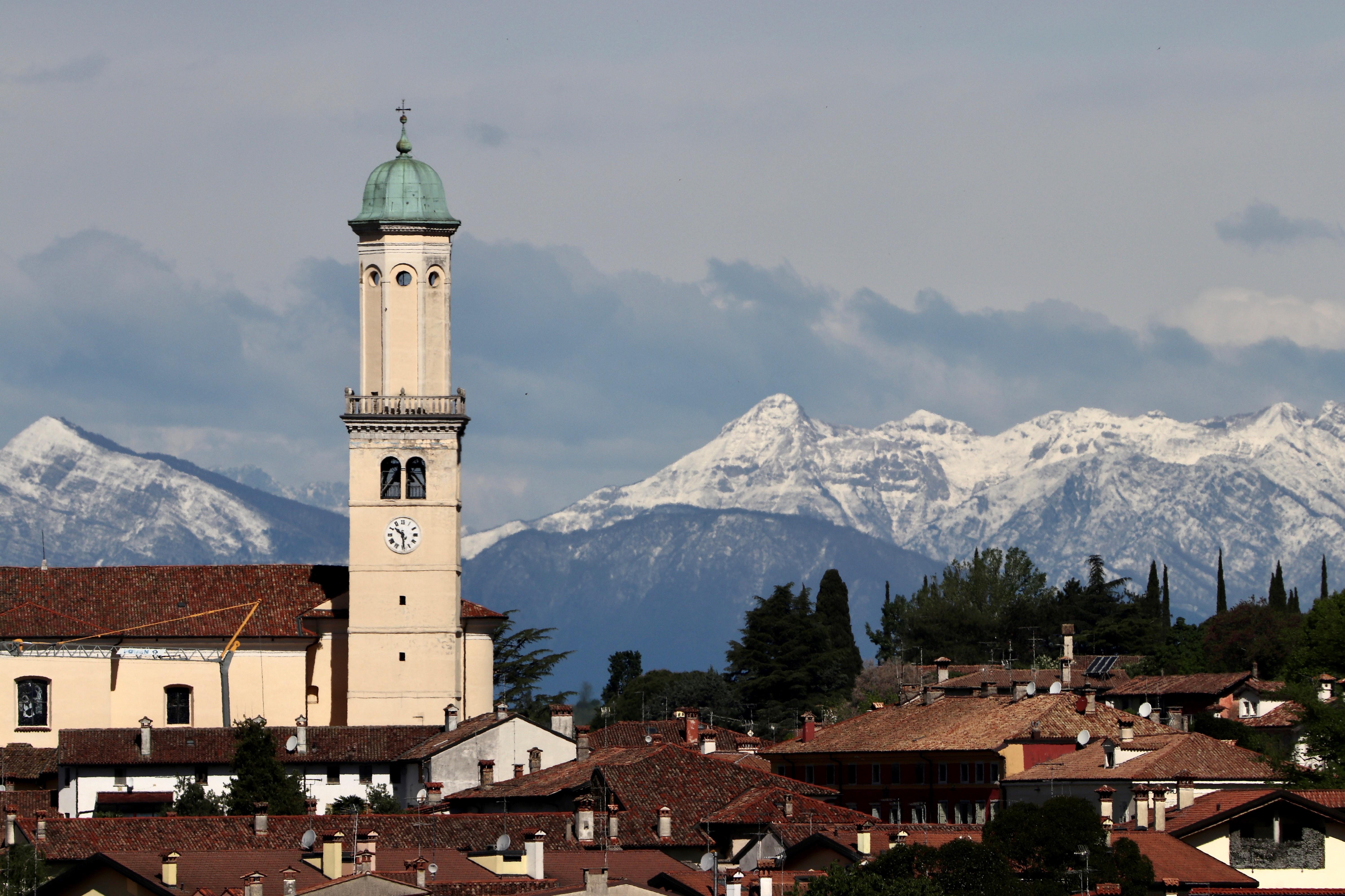 Immagine per Campanili Aperti nelle chiese di Cormons, torna l'arte degli Scampanotadôrs