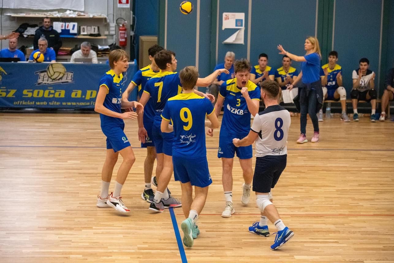 Copertina per Savogna parte subito bene ai playoff, il Soča Volley piega l'Altura Trieste
