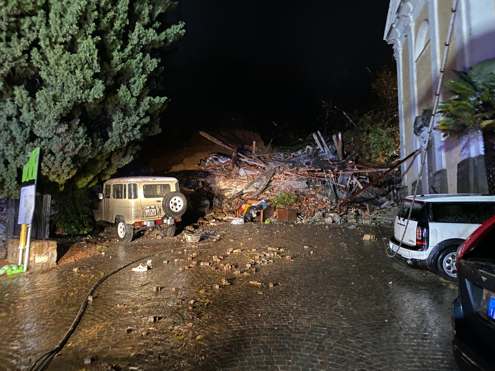 Immagine per Continua la messa in sicurezza della frana di Brazzano, il Comune accelera per il rientro dei residenti