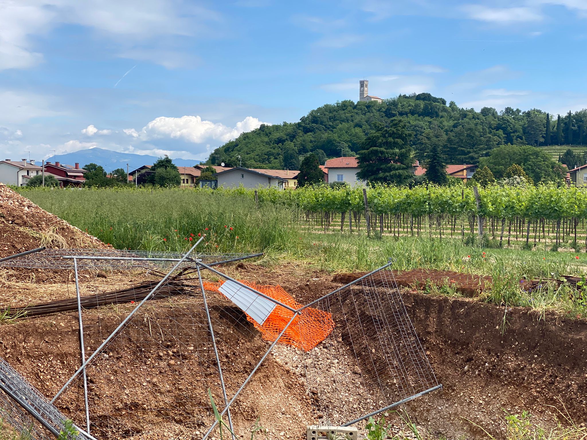 Copertina per Antenna 5G tra Giassico e Brazzano, il no del Comune all’installazione