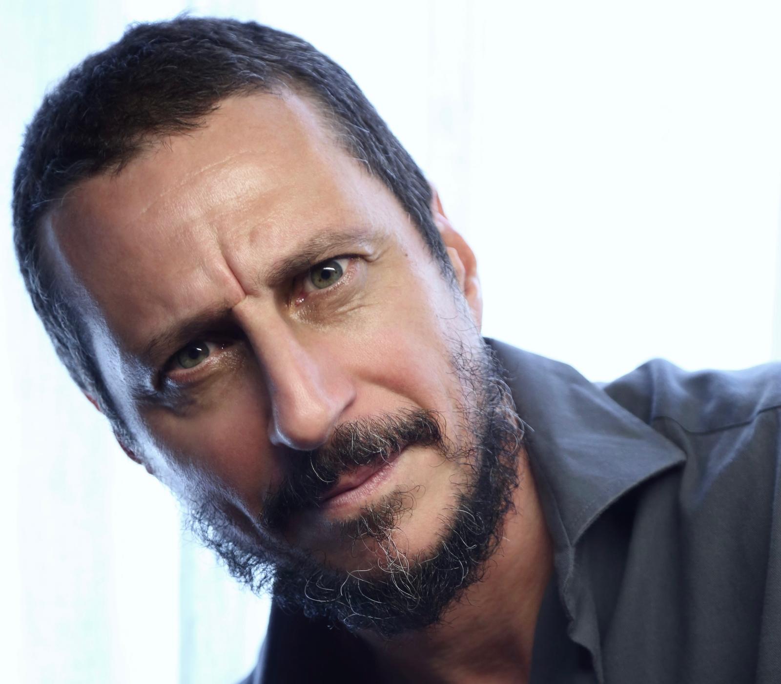 Immagine per A Gorizia tra satira e teatro Luca Bizzarri presenta ‘Non hanno un dubbio’