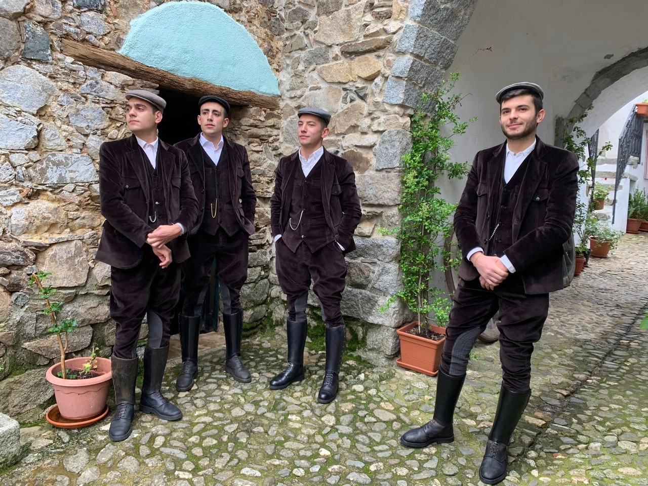 Immagine per Dal cuore della Sardegna al Collio: le voci del gruppo 'Tenore Romanzesu Bitti' al Piccolo Opera Festival