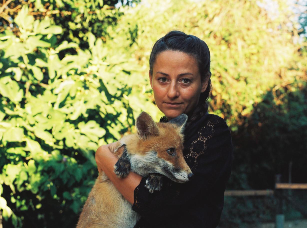 Immagine per Creature, ambiente e società: Marta Cuscunà ospite a Turriaco con le sue 'Alleanze multispecie'