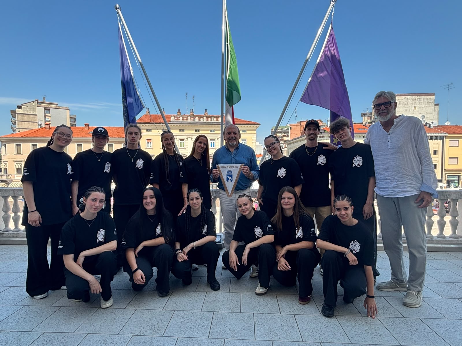 Immagine per Monfalcone, la Ilydance Studio vola a Los Angeles con la Buddy Bounce Crew per il ‘World of Dance’