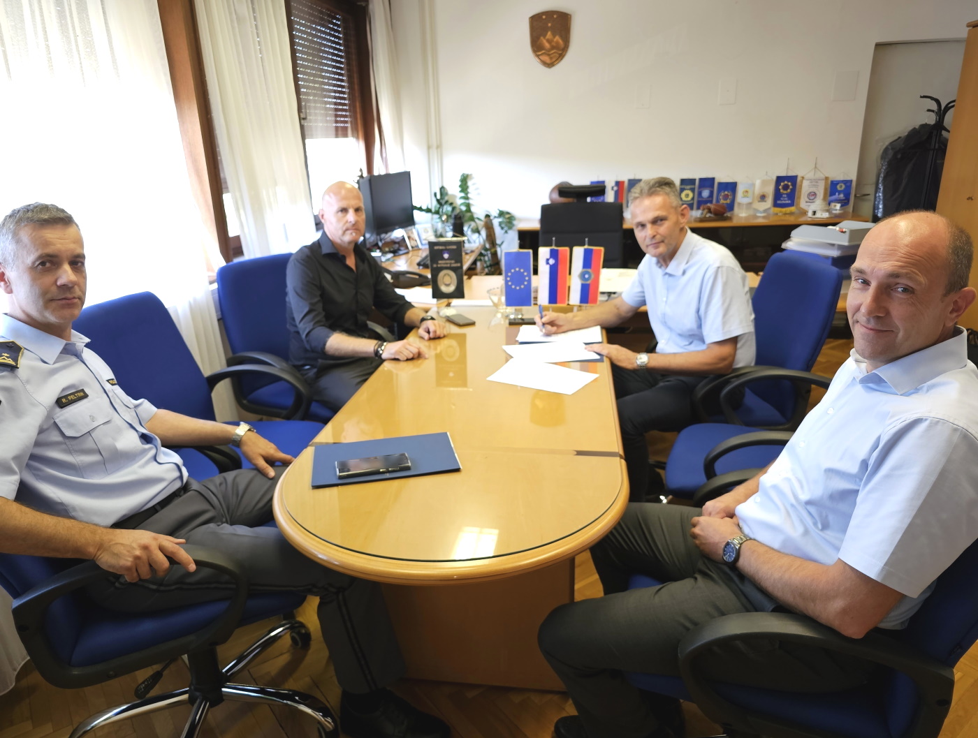 Immagine per Marino Pangos lascia la Polizia dopo 41 anni: nuova guida per il Settore criminale di Nova Gorica