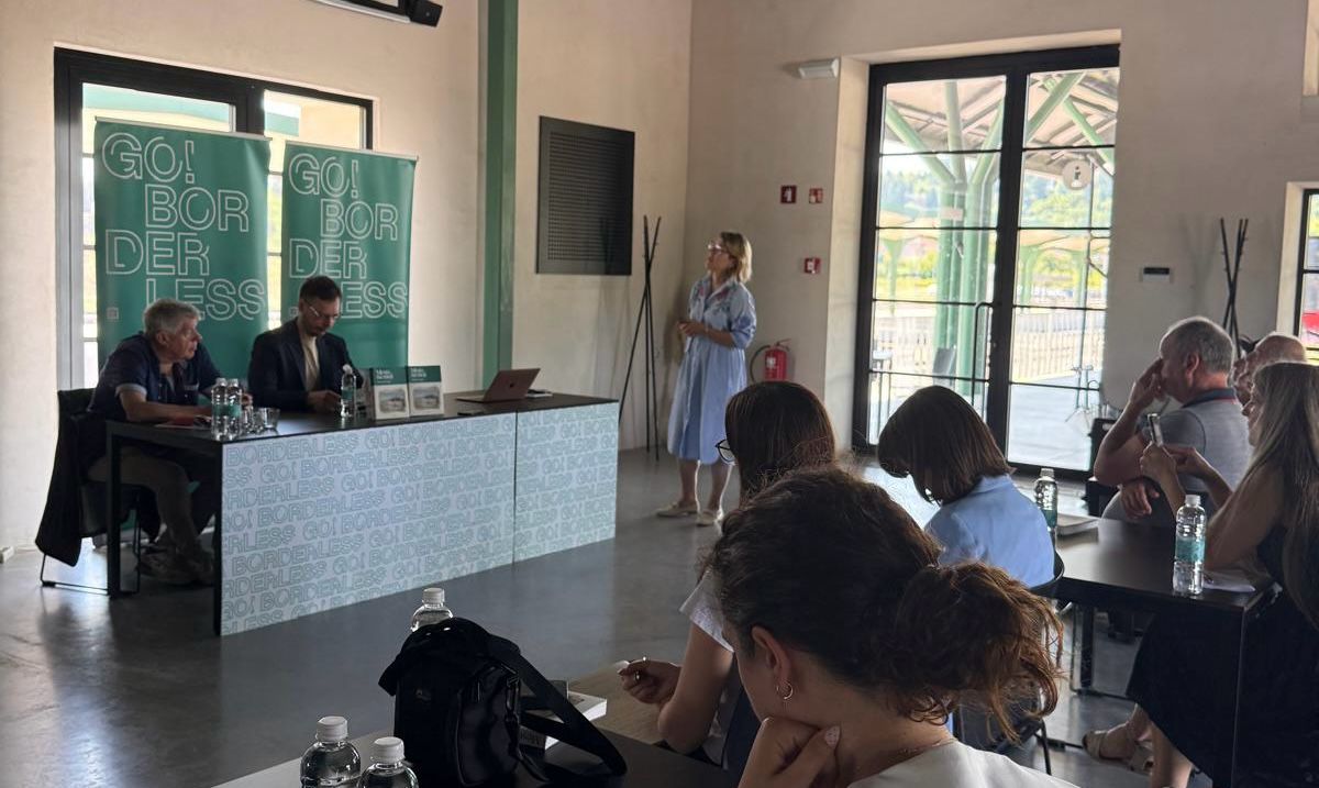 Immagine per «Mesto na meji», una pubblicazione racconta la storia del confine goriziano nel Novecento