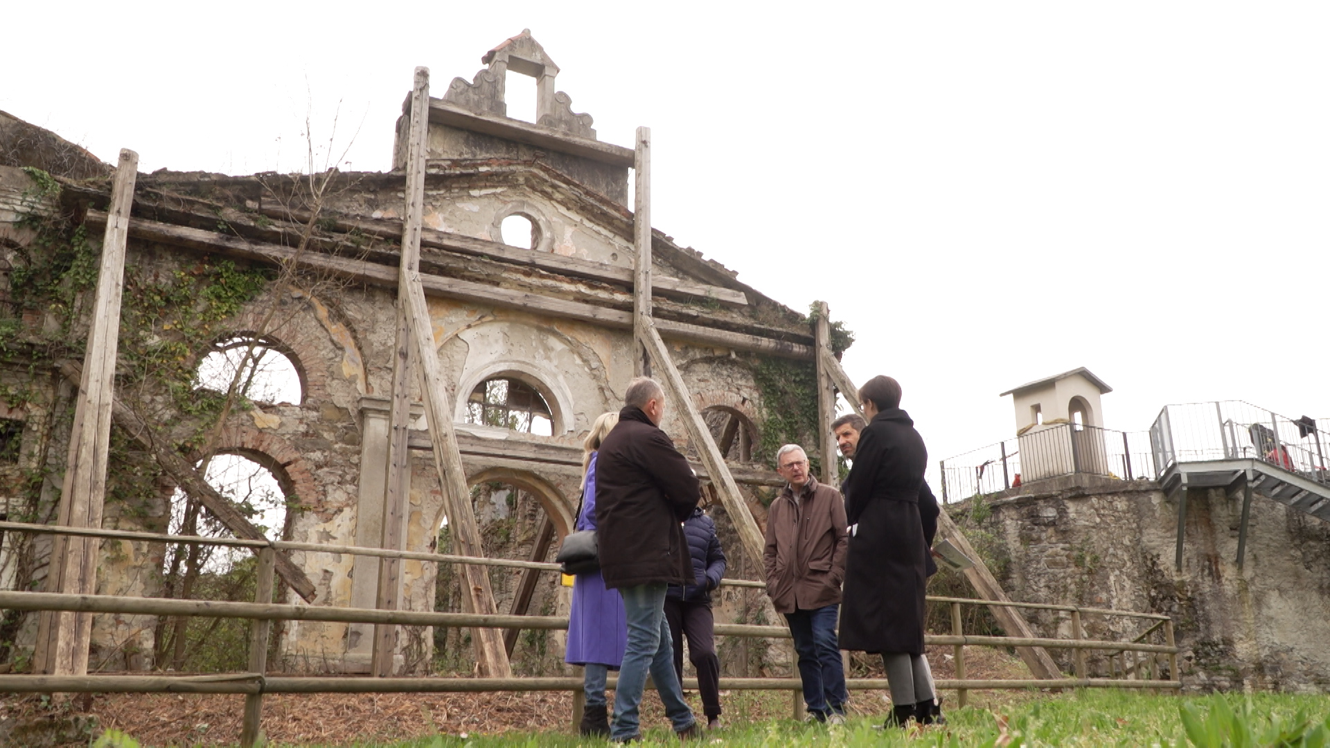 Immagine per Conclusi i lavori forestali al Castello di Gradisca, nuova visibilità alla struttura