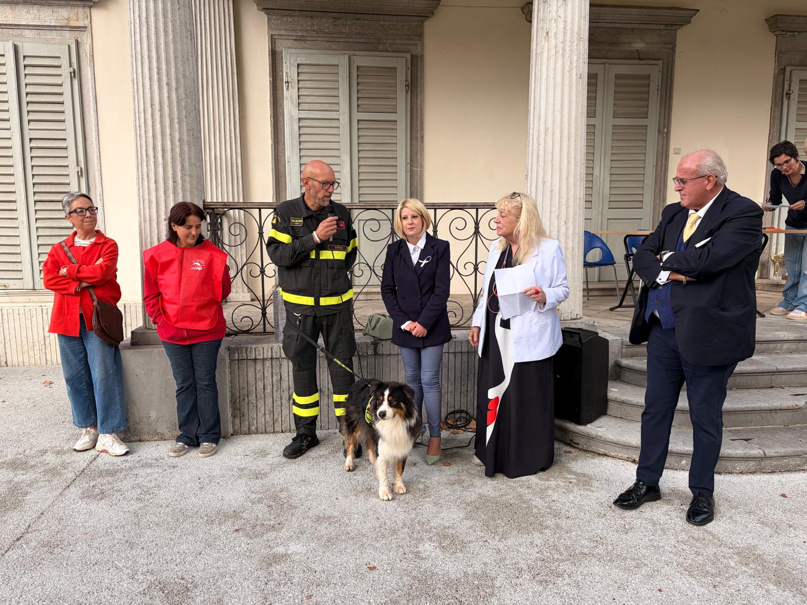 Immagine per Successo a Gorizia per la benedizione degli animali con ospite d'onore Lamù, il cane eroe del Ponte Morandi
