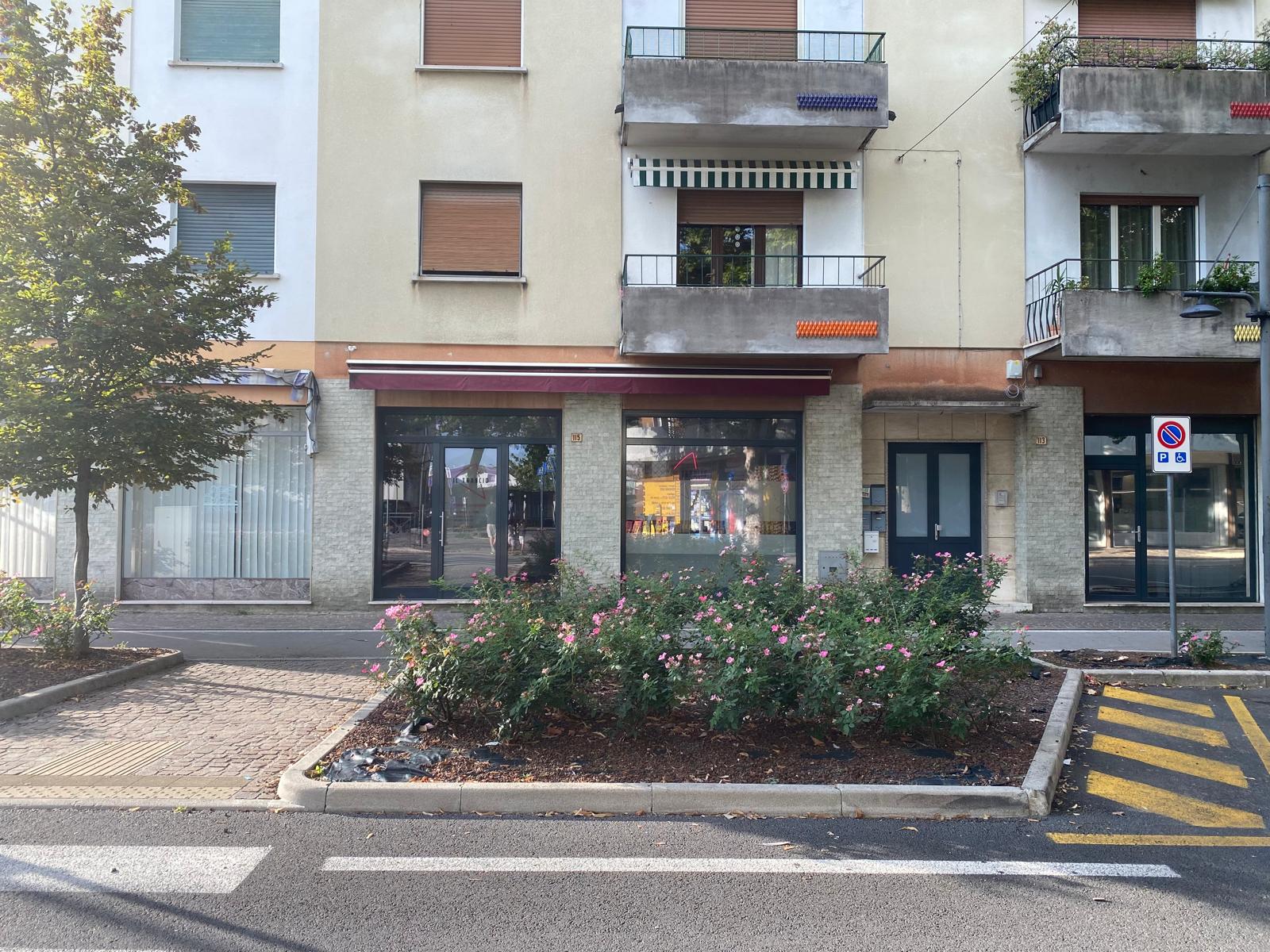 Immagine per Truffa del ‘finto parroco’ anche a Cormons, don Goina: «Attenzione, sfruttano il nome della parrocchia»