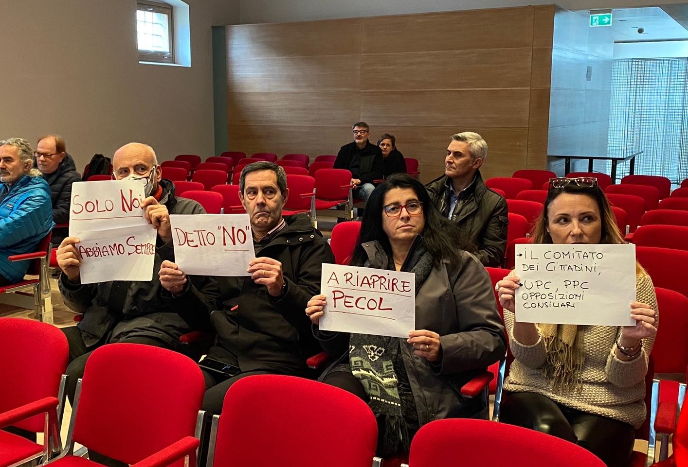 Immagine per Chiusa Pecol dei Lupi, resta il timore dei cittadini: «No spegnere riflettori»
