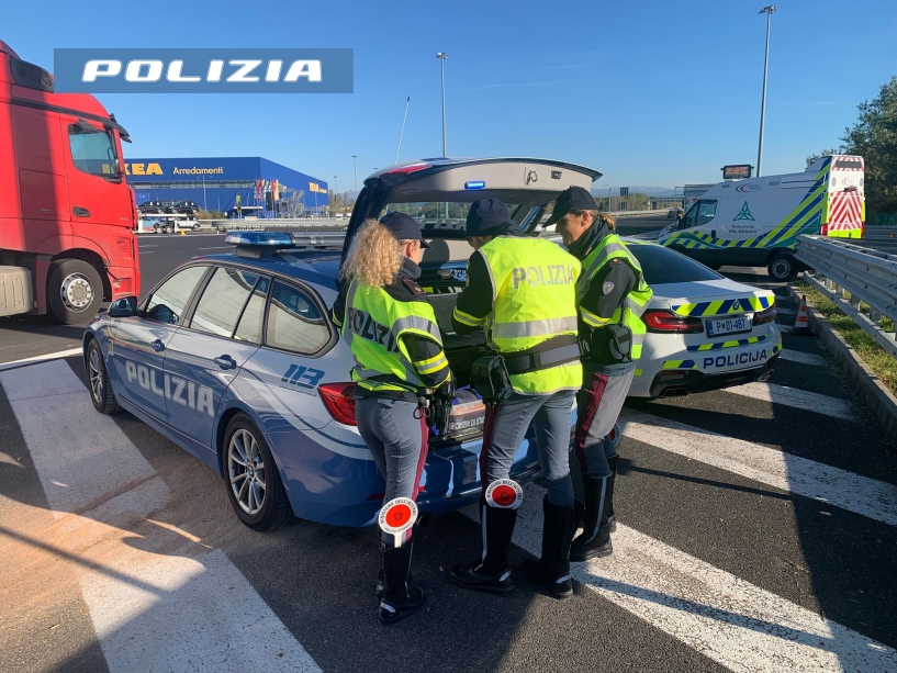 Immagine per Villesse, controlli congiunti tra polizia italiana, slovena e croata: 34 sanzioni 