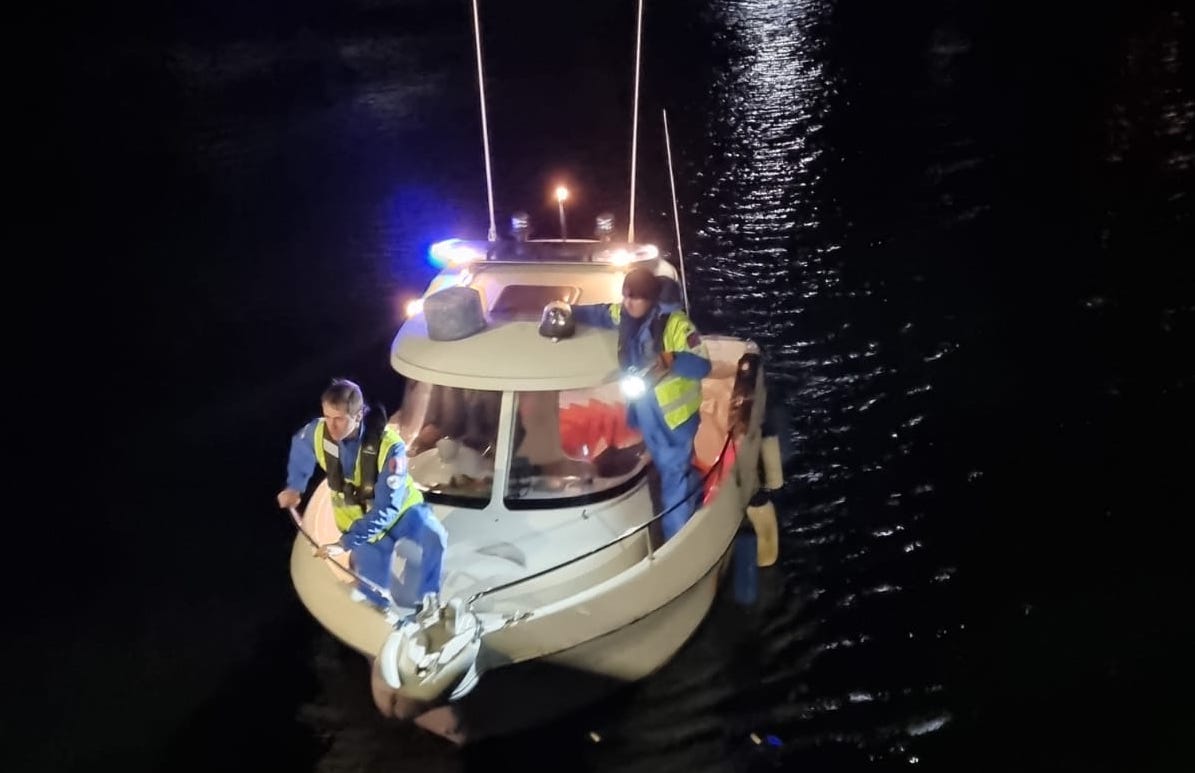 Copertina per Monfalcone, olio in canale del Lisert: intervento di Protezione civile