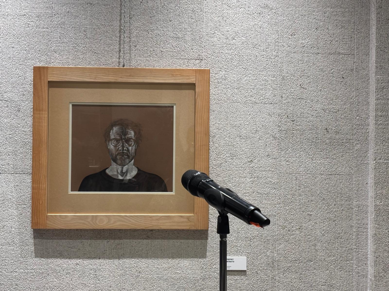 Settanta ritratti di Franco Dugo al Kulturni center nella mostra dedicata alla moglie Silvia