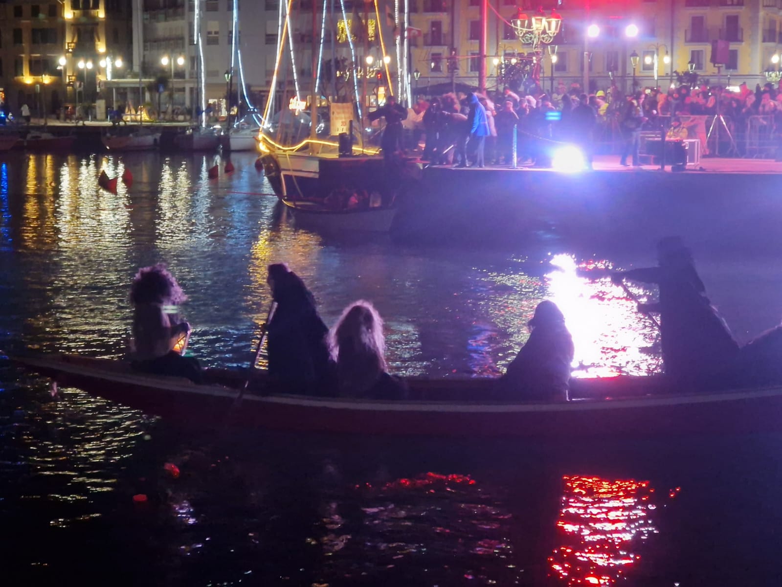 Immagine per In migliaia a Grado per le Varvuole, torna lo spettacolo itinerante