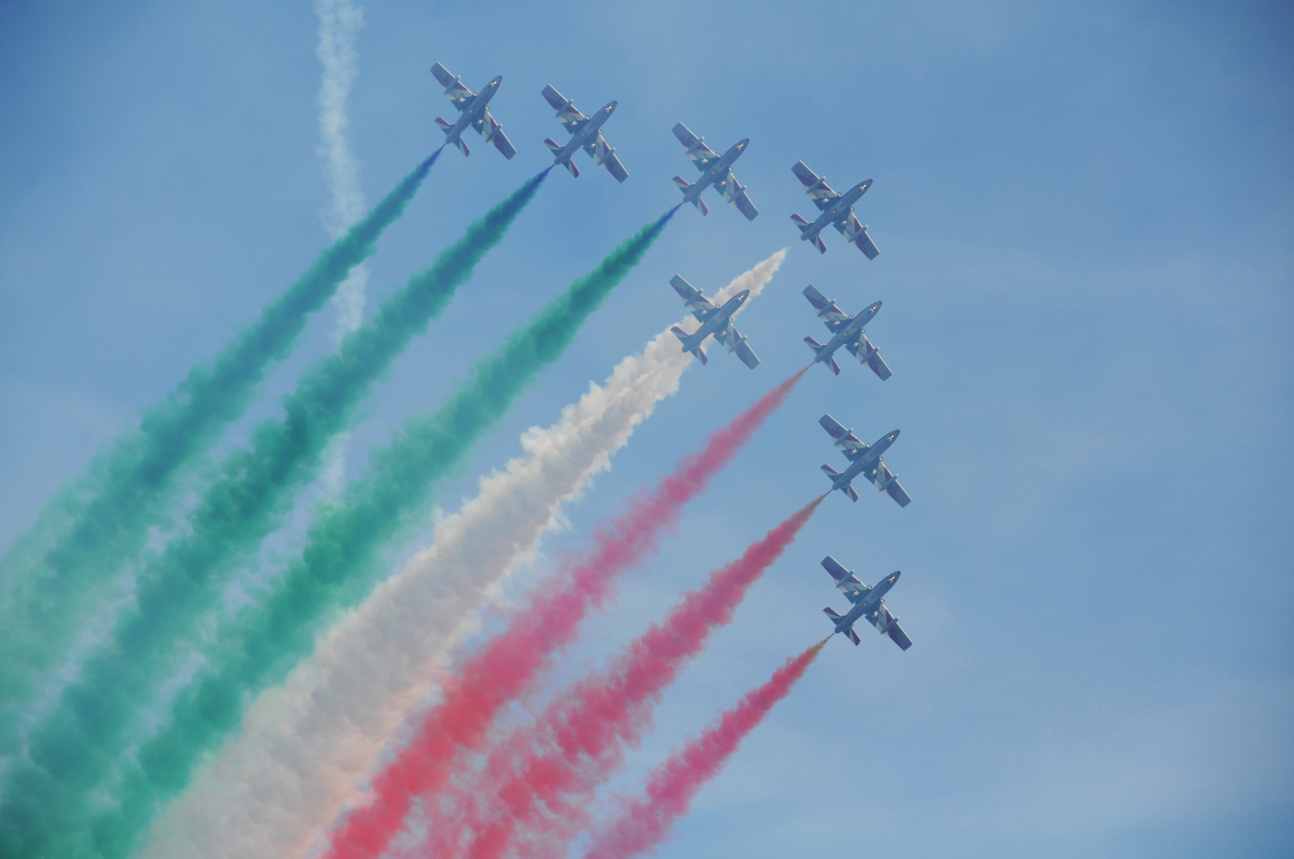 Immagine per Il rombo delle Frecce conquista Grado, Airshow da tutto esaurito