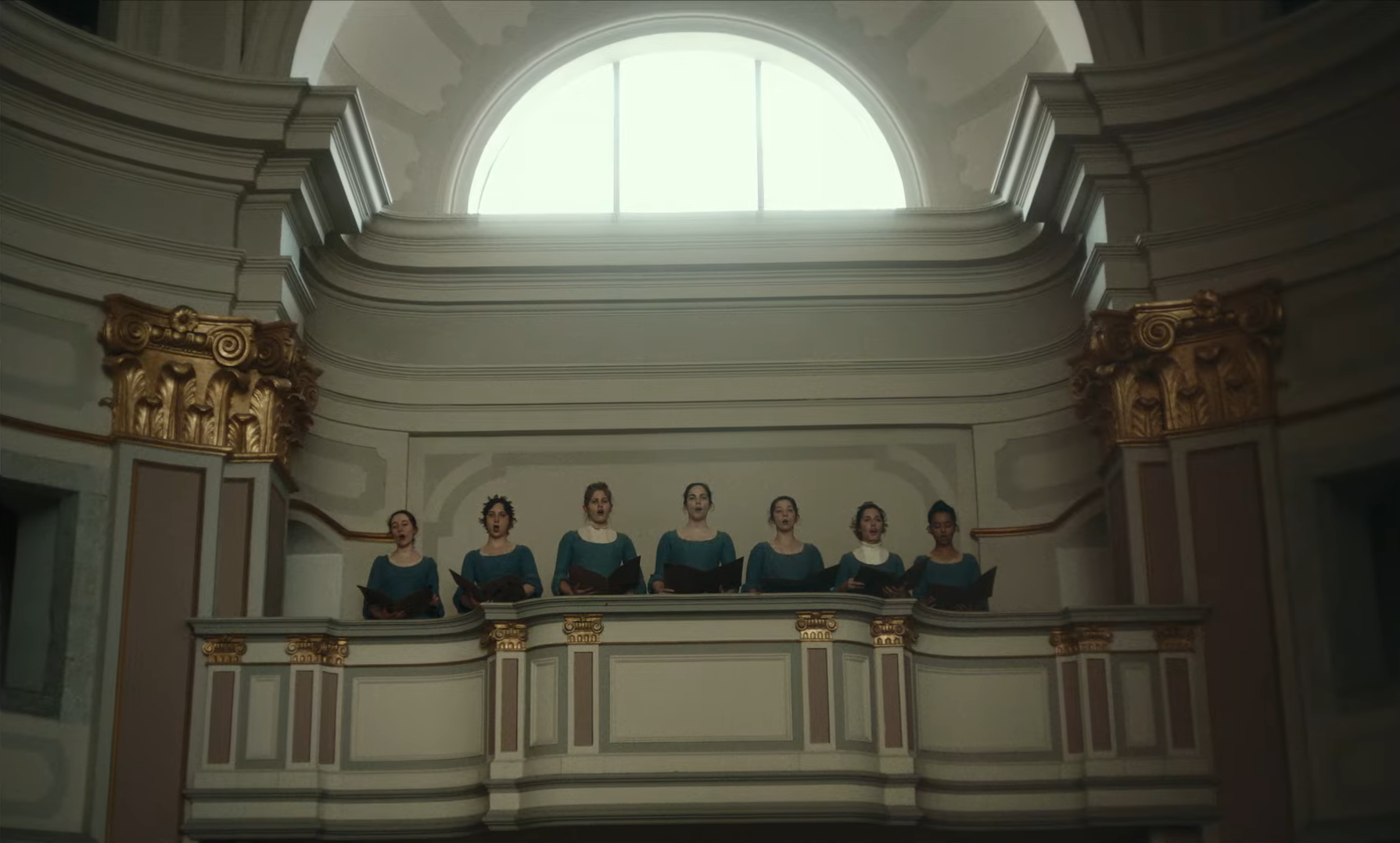 Copertina per Cinema all'aperto a Villa De Nordis, tour e film Gloria! sul confine di Gorizia