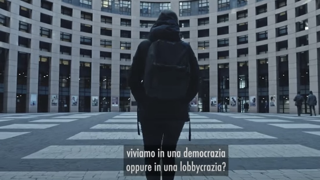 Copertina per A Gorizia il docufilm che indaga l'industria del cibo, tra lobby e agribusiness