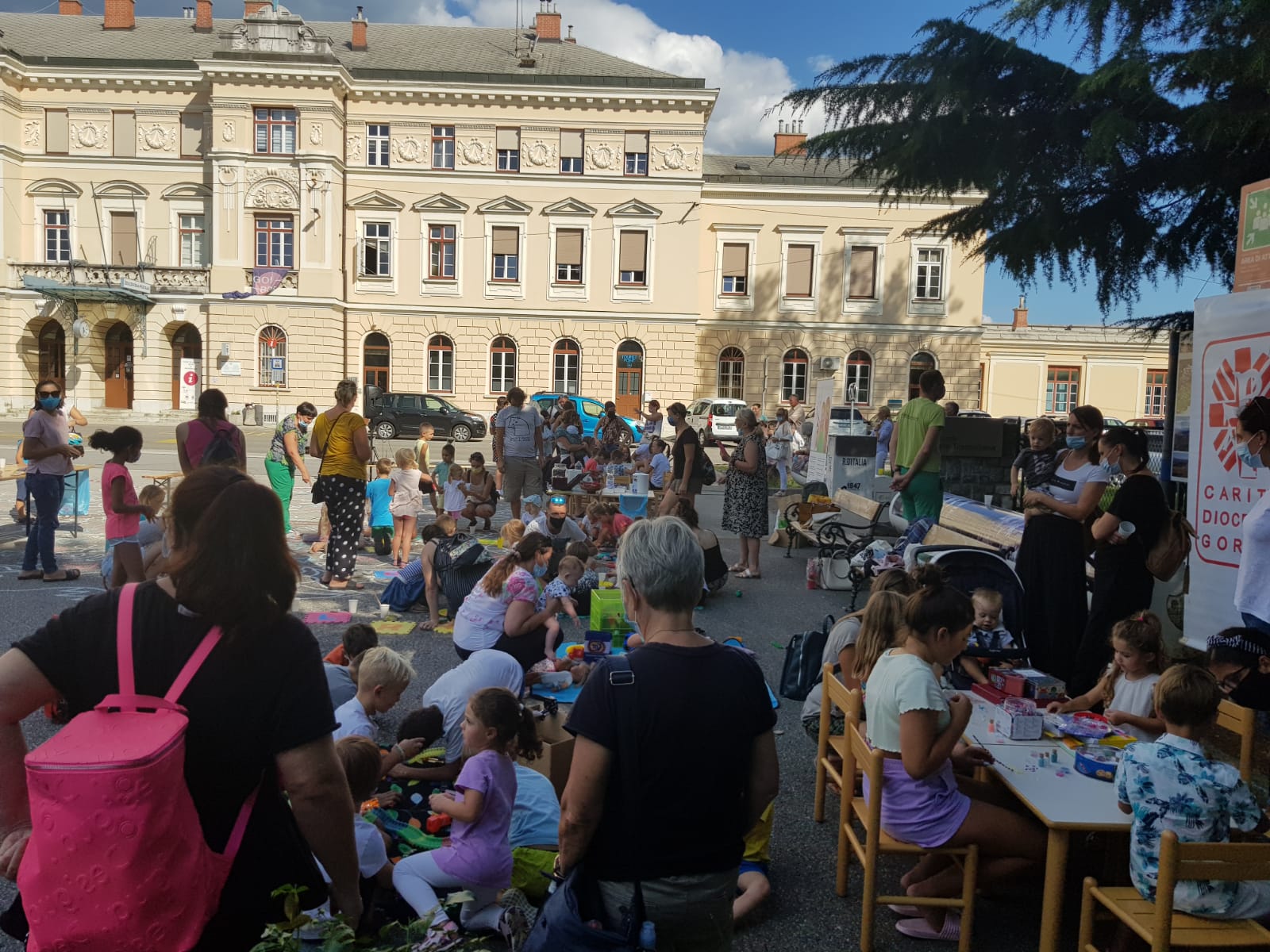 Copertina per Laboratorio senza confini in Transalpina, giochi e attività con i bambini