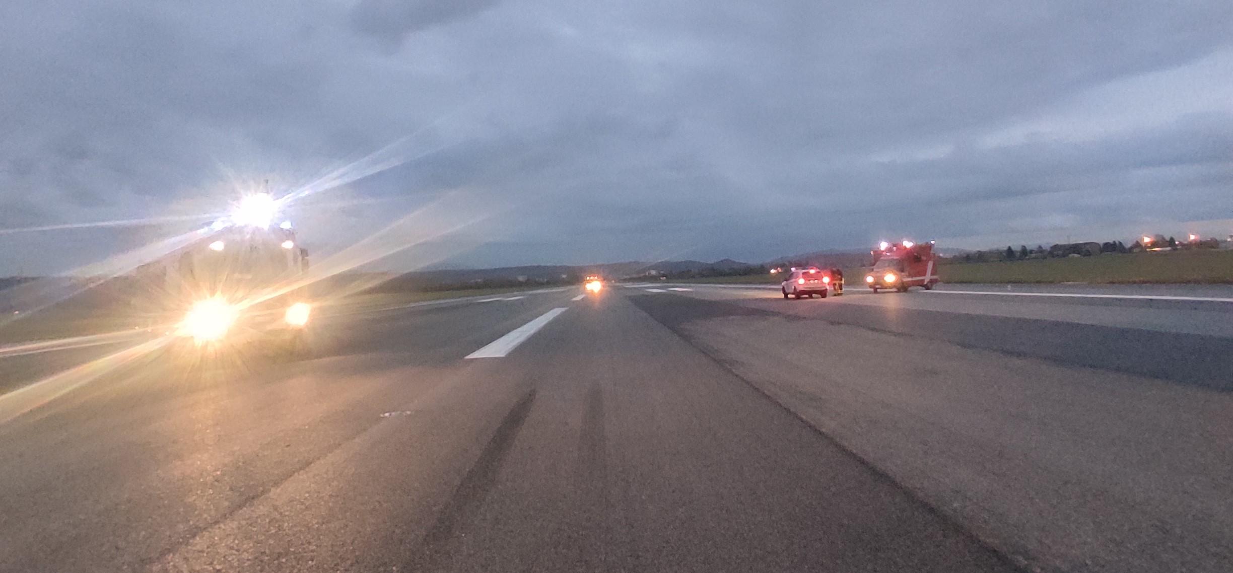 Immagine per Allarme e sirene risuonano in aeroporto a Ronchi, test d'incidente sulla pista