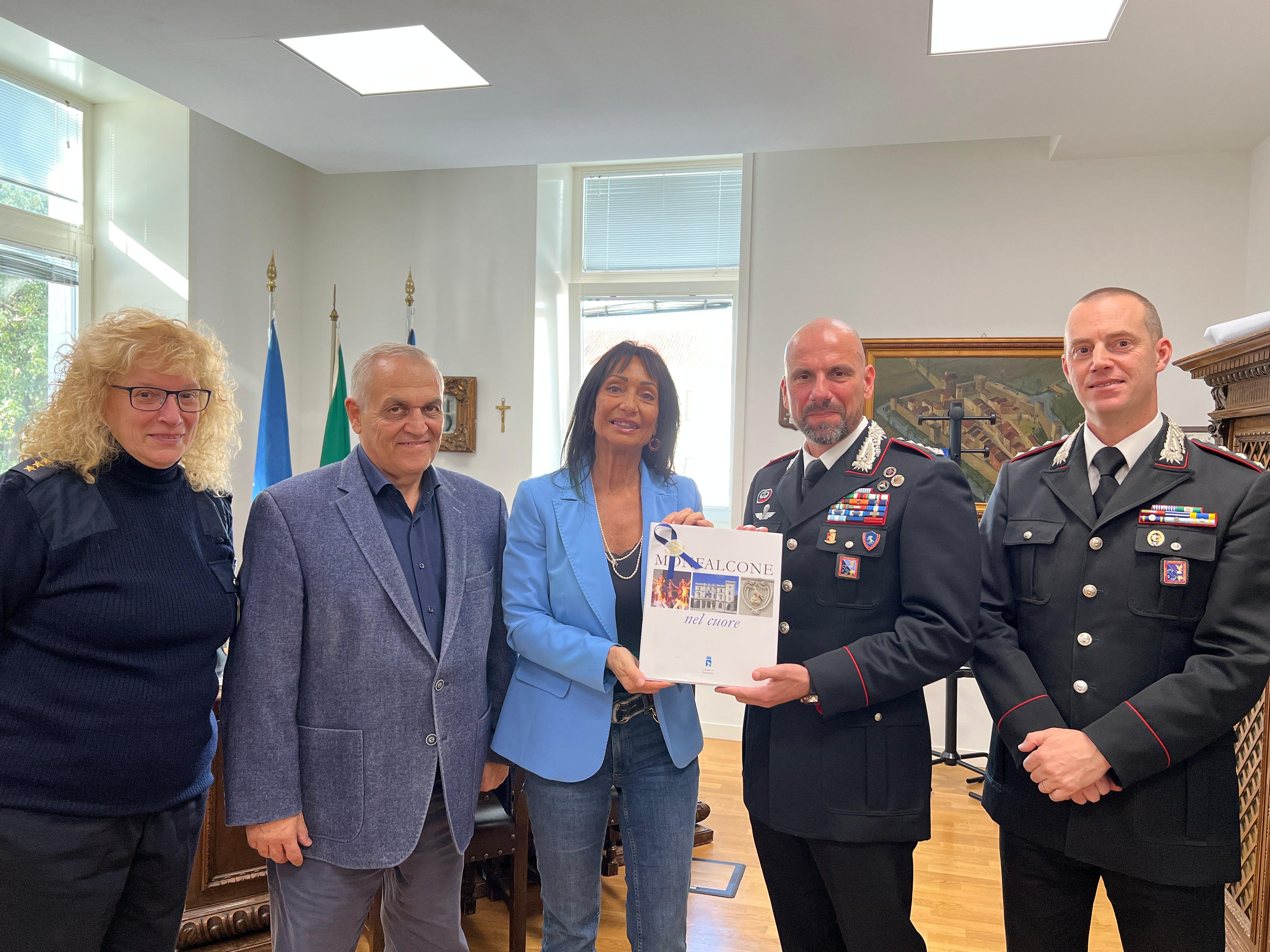 Copertina per Monfalcone, Cisint saluta il nuovo comandante dei carabinieri Bolis