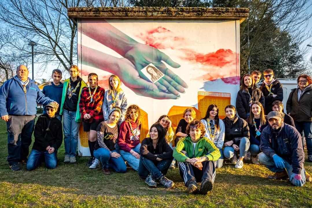 Il grande murales dei ragazzi donato a Gradisca, in ricordo di Rossella