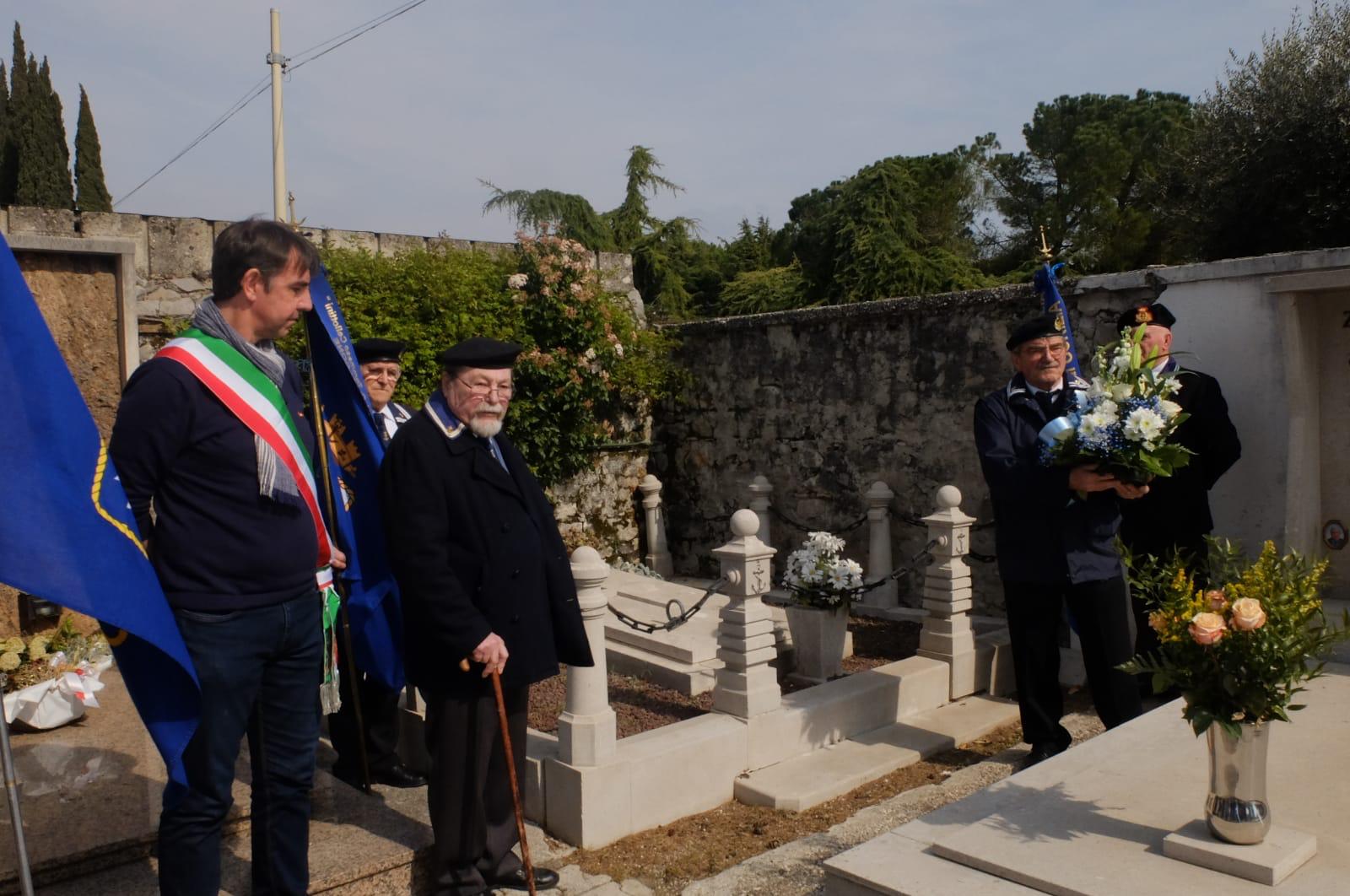 Copertina per Ronchi ricorda il suo viceammiraglio von Hinke, innamorato della città