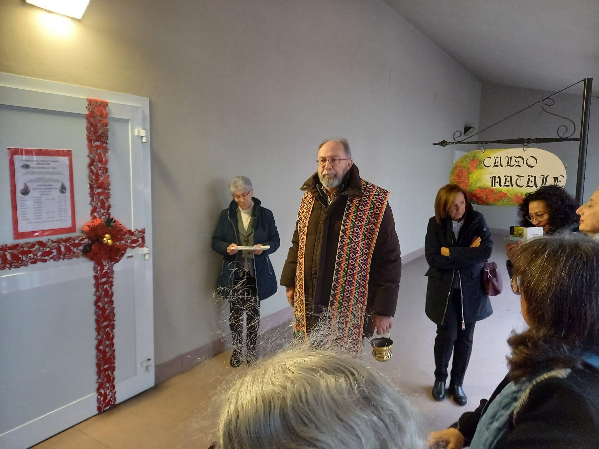 Caldo Natale con tante idee a favore della Caritas, mercatino a Monfalcone