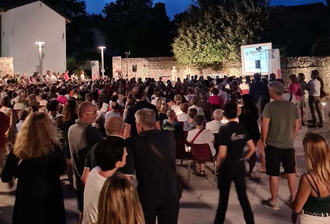 Immagine per Ronchi, gli incontri estivi in biblioteca richiamo 6mila presenze